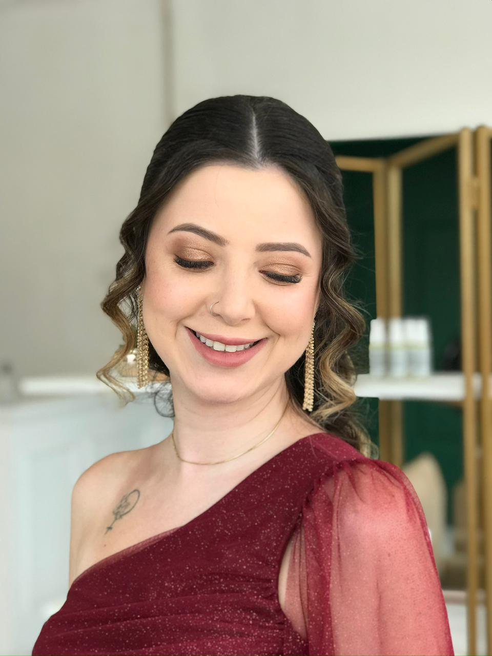 Maquiagem - Caroline Lopes