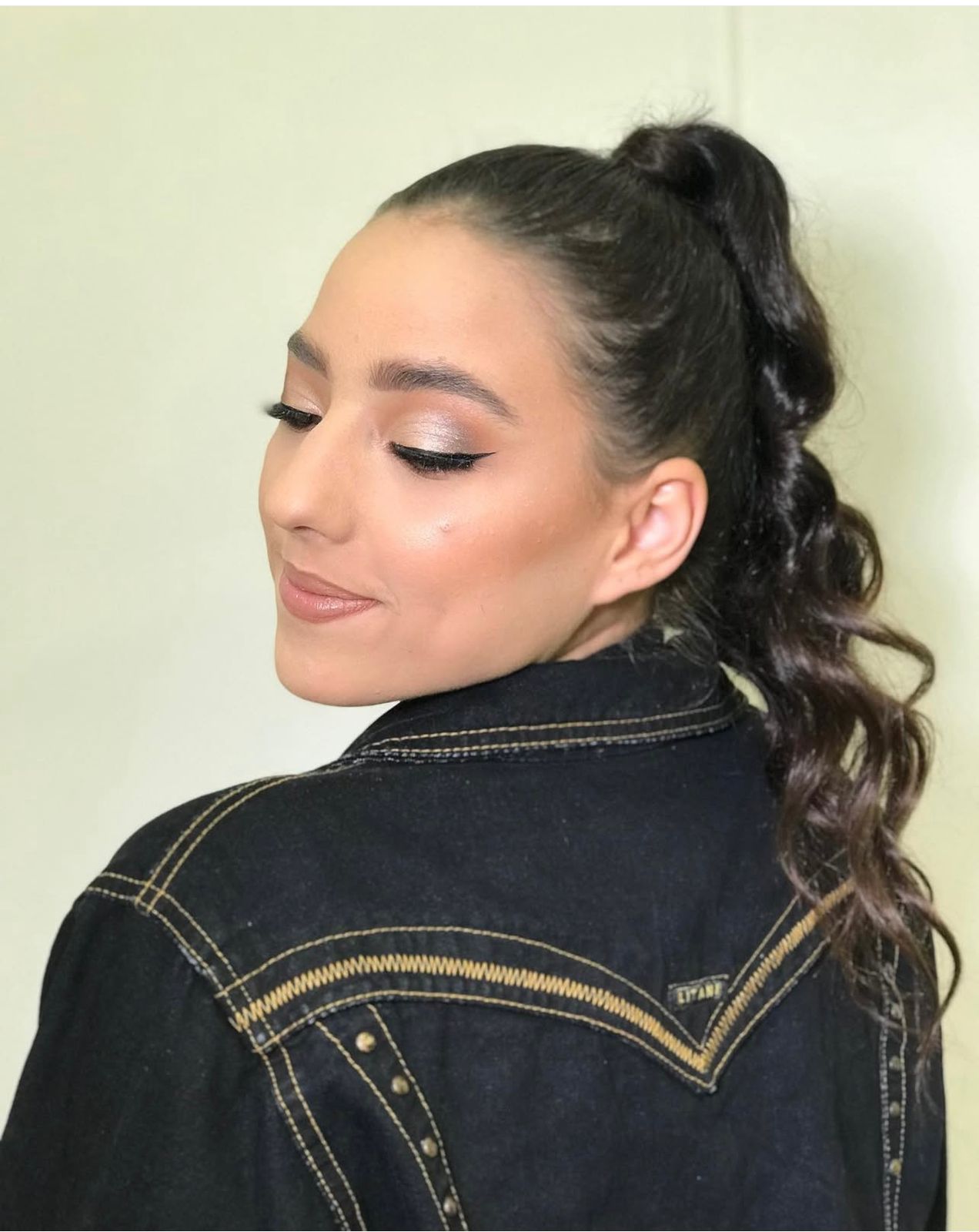 Maquiagem - Caroline Lopes