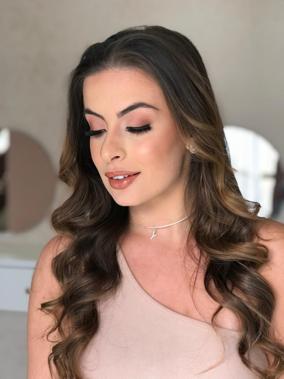 Maquiagem - Caroline Lopes